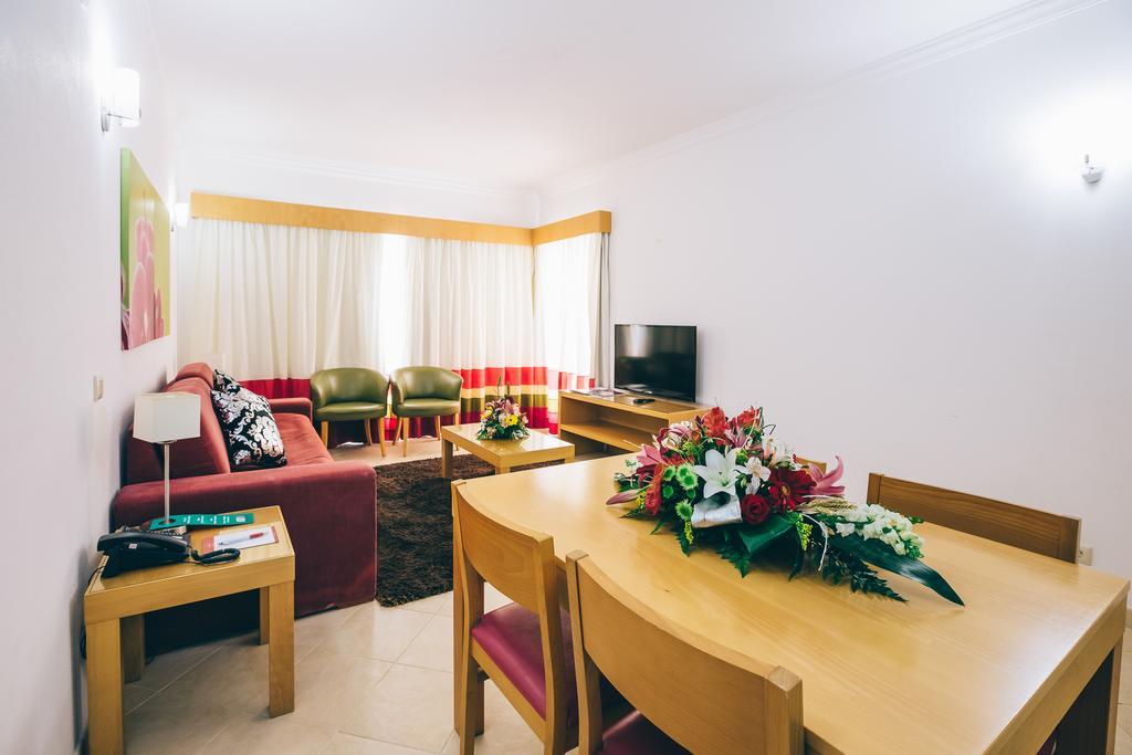 Appart hôtel Grand Muthu Do Vale 5*